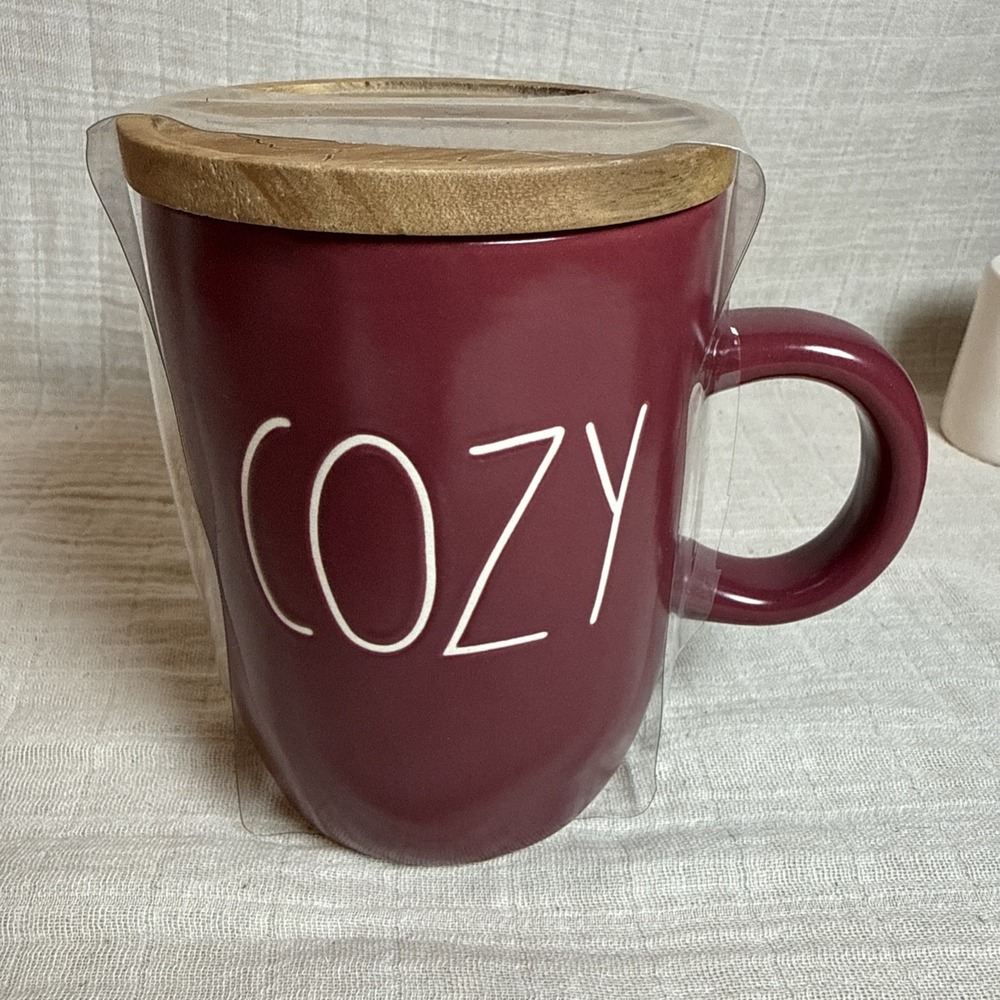 RAE DUNN Cozy Burgundy Red Coffee Mug Tea Cup with Wooden Lid Coaster Leaf